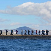 The tour starts at the Juvflye plateau, facilitated with a walkway and information boards. Here you get information about climate, wildlife, geology, plants and history.